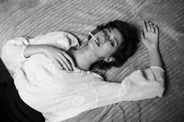 Claire Kmy : la nouvelle voix de la scène artistique française